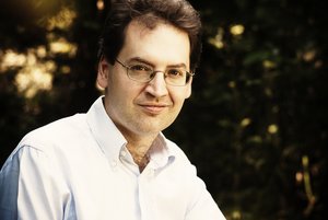 Várjon/ Keller II.