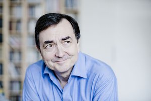 Pierre-Laurent Aimard and the Concerto Budapest