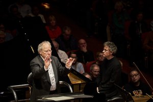 VoxCarnyxs: Identity Matters: Pianist Paul Lewis returns to Edinburgh this weekend