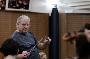 Keller András: "Több Mozart, kevesebb háború"